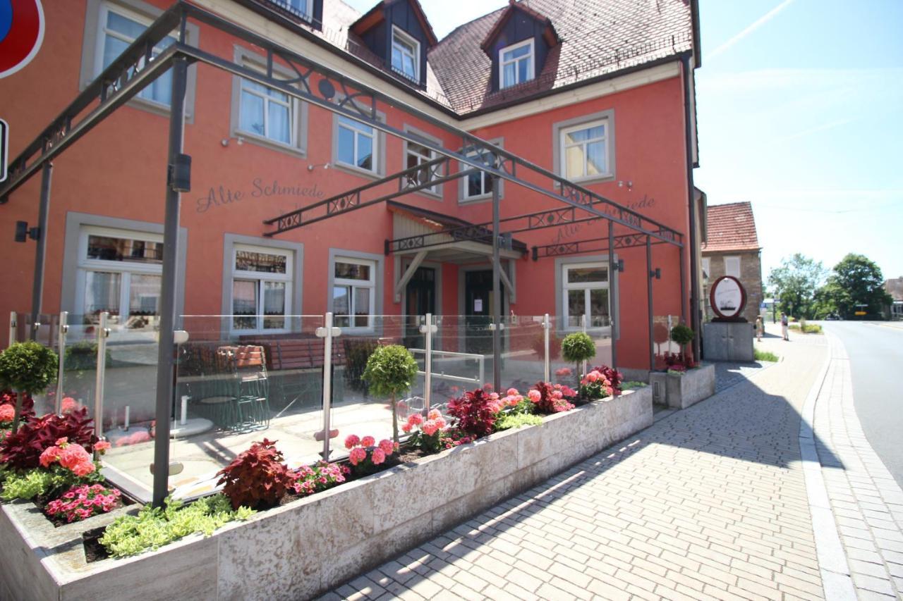 Aparthotel Alte Schmiede 데텔바흐 외부 사진