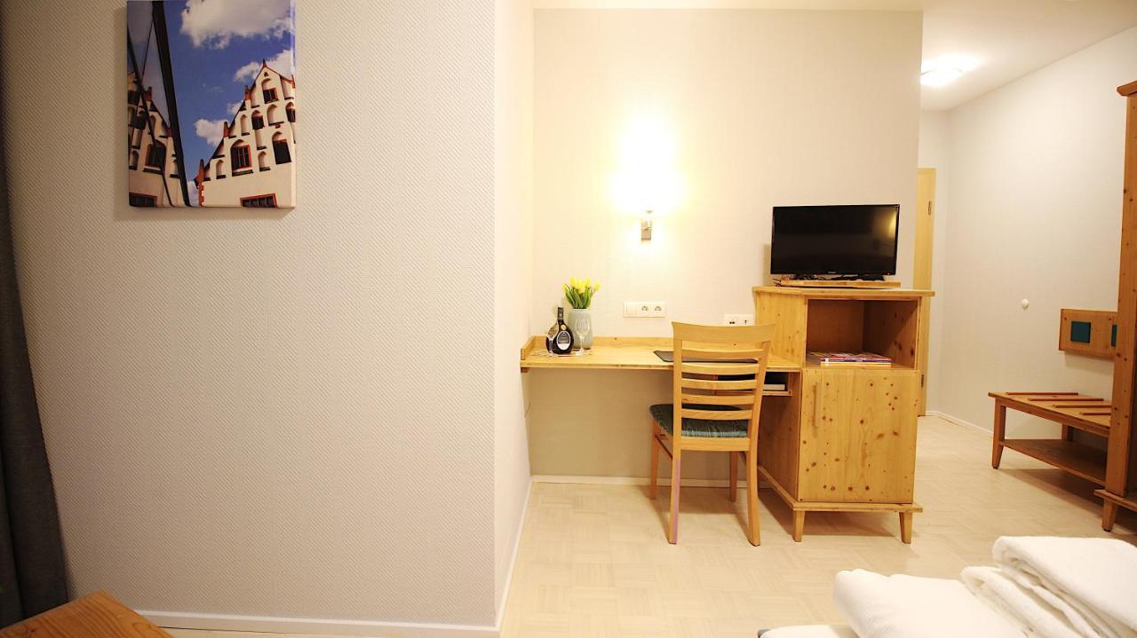 Aparthotel Alte Schmiede 데텔바흐 외부 사진