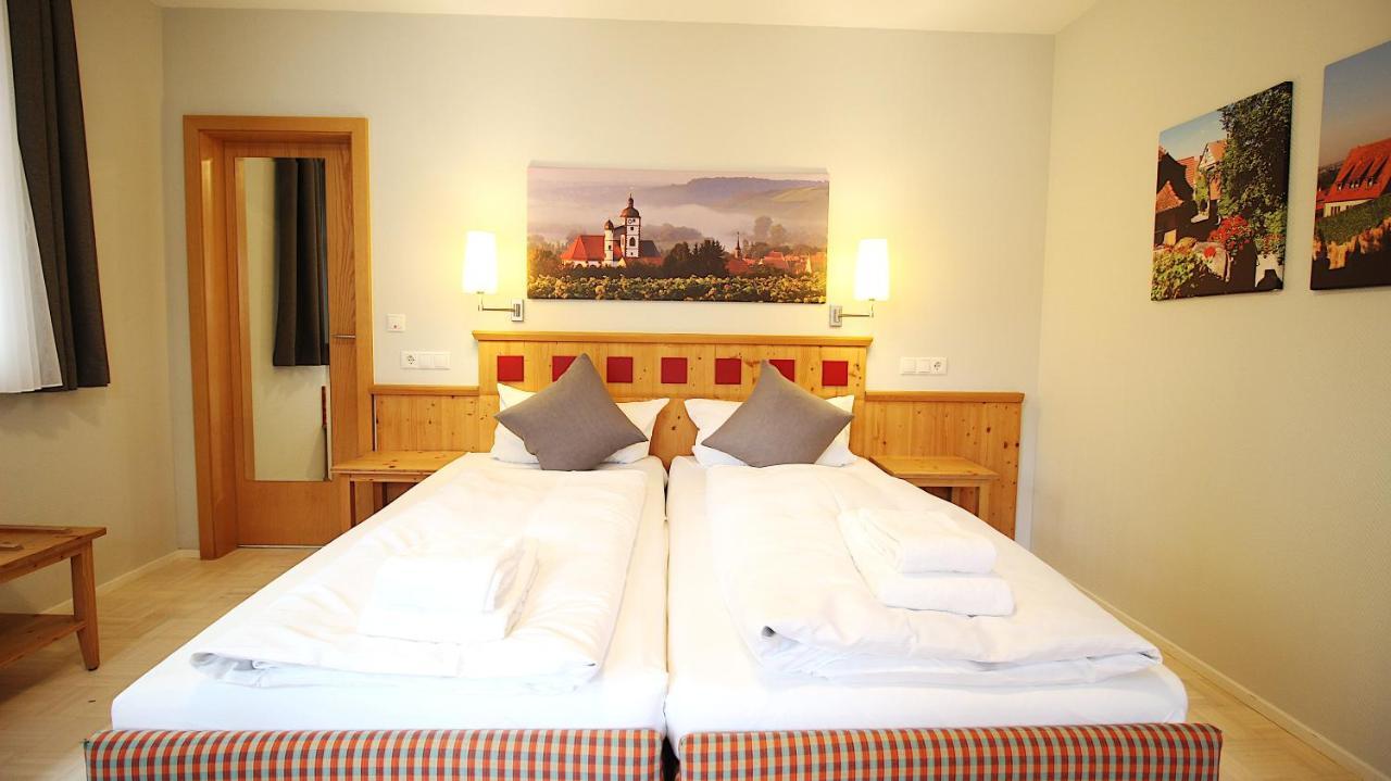 Aparthotel Alte Schmiede 데텔바흐 외부 사진