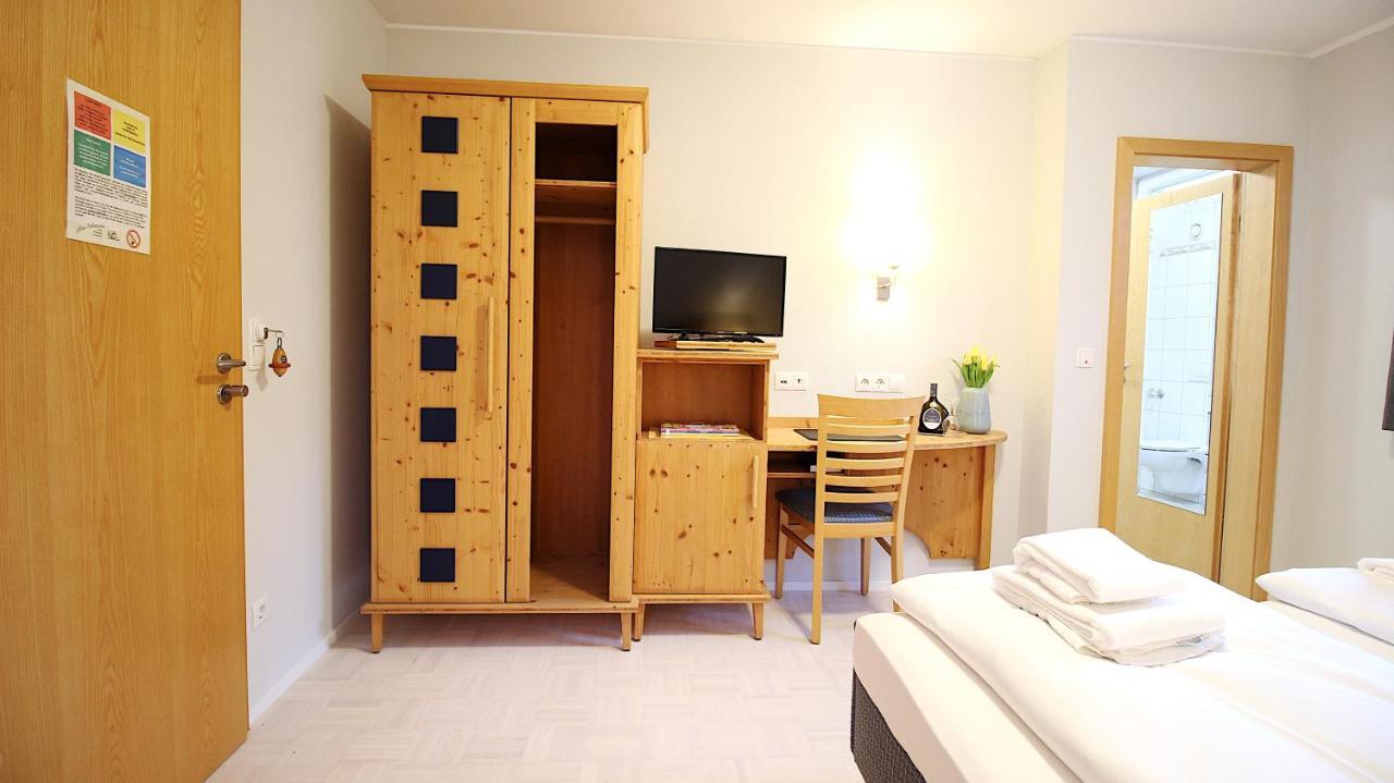 Aparthotel Alte Schmiede 데텔바흐 외부 사진